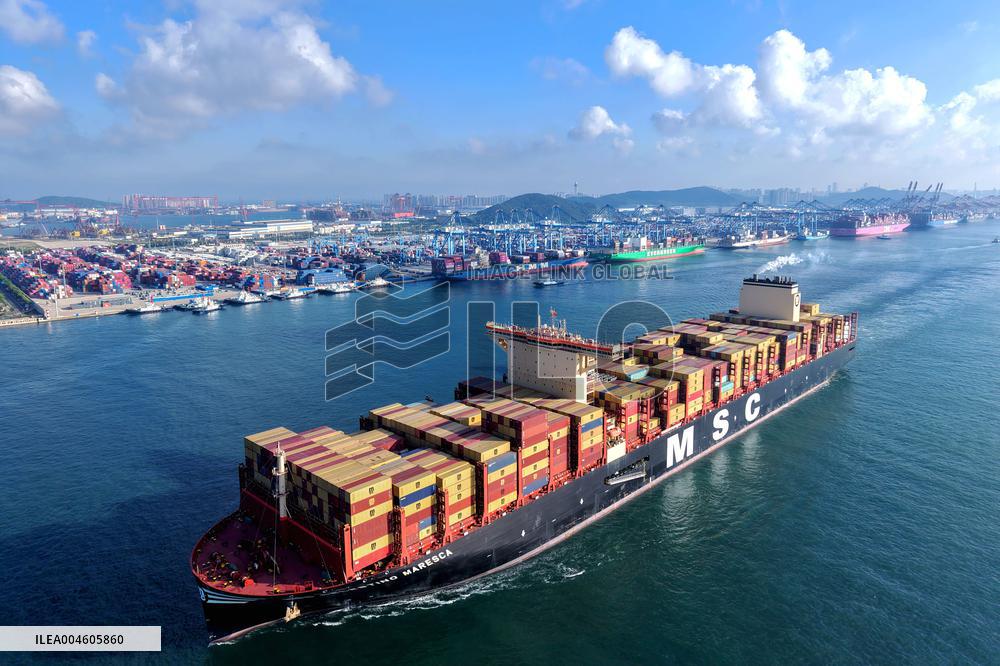 Foreign Trade Containers Trade