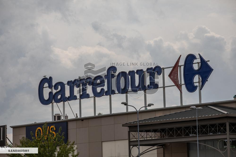 NewPrinces Acquires Carrefour Italia For 1 Billion Euros - Italy