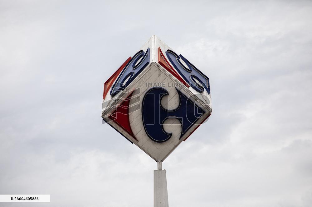 NewPrinces Acquires Carrefour Italia For 1 Billion Euros - Italy