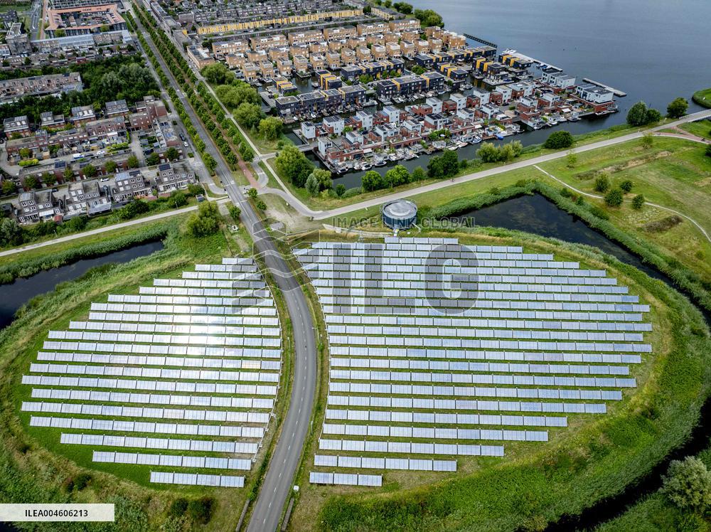 Solar Park With Energy To Power 80,000 Households - Netherlands