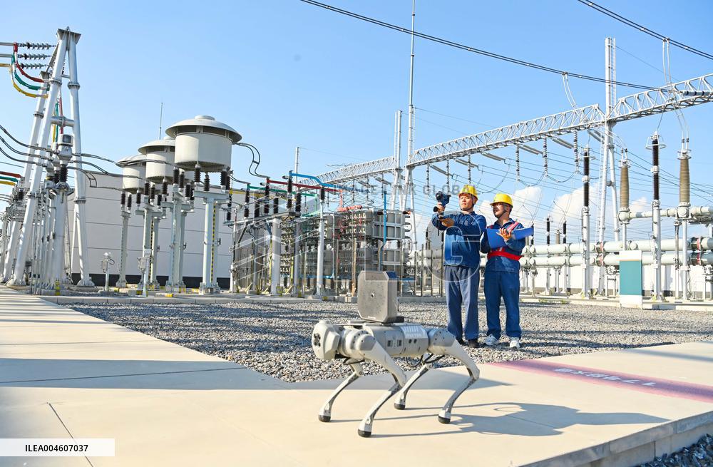 Intelligent Robot Inspects Power Grid in Chuzhou