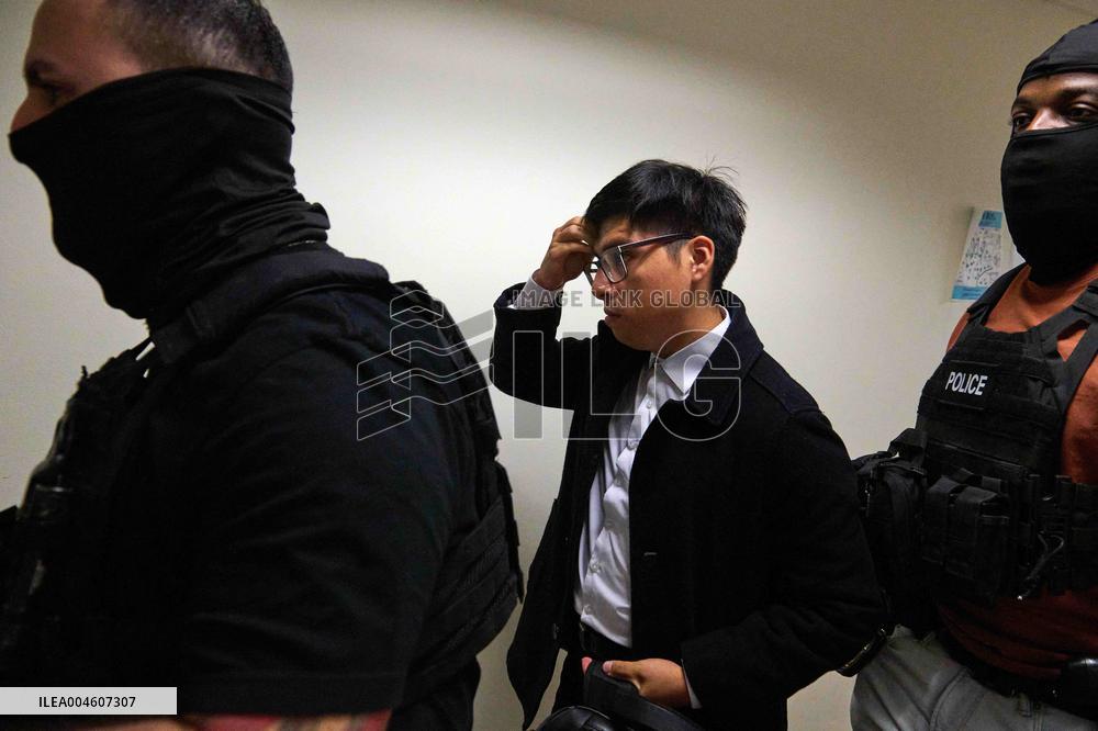 ICE Detains Immigrants in New York Court House - USA