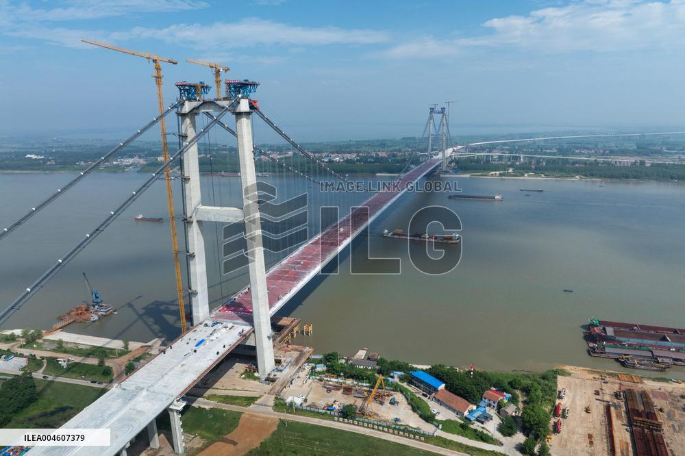 Shuangliu Yangtze River Bridge after closure - Wuhan