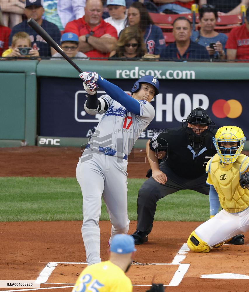 Baseball: Dodgers vs. Red Sox