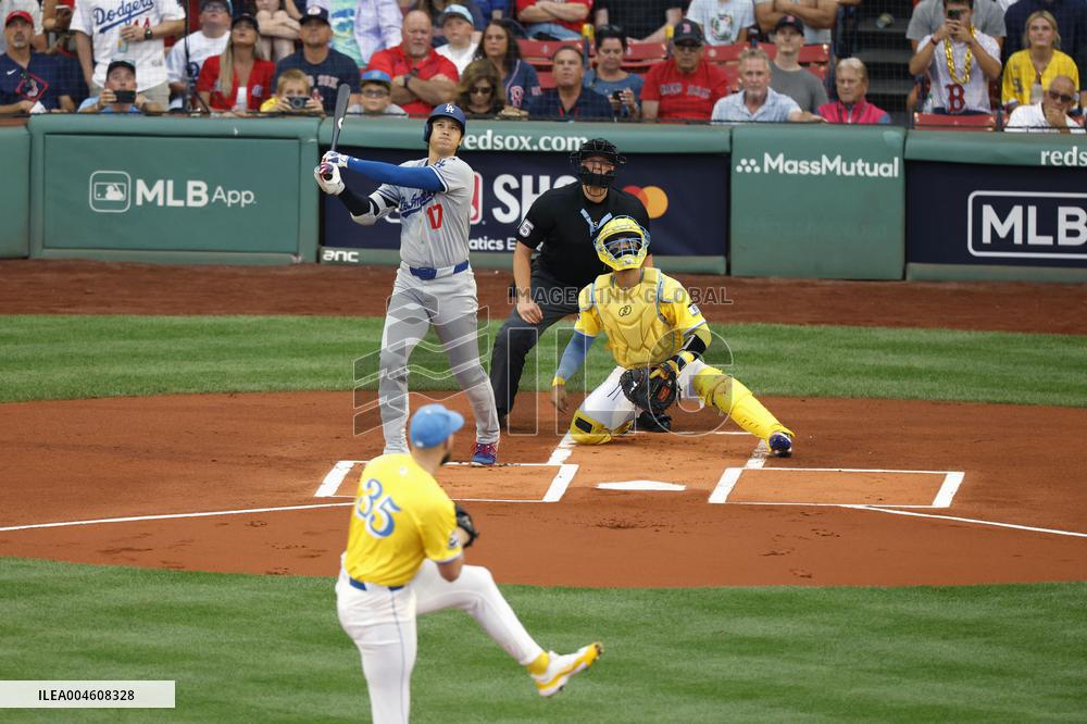 Baseball: Dodgers vs. Red Sox