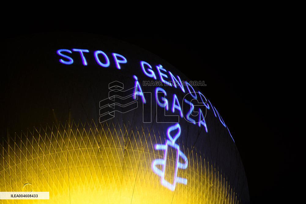Amnesty International Action - "Stop genocide in Gaza" onto the Paris 2024 Olympic cauldron - Paris