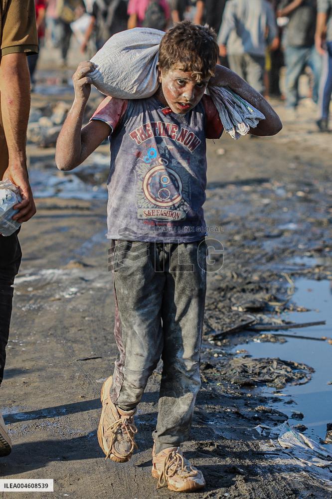 Humanitarian Aid Relief - Gaza