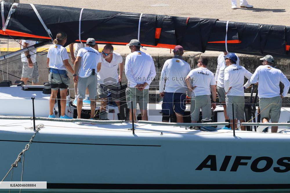 King Felipe VI sails on the Aifos - Mallorca
