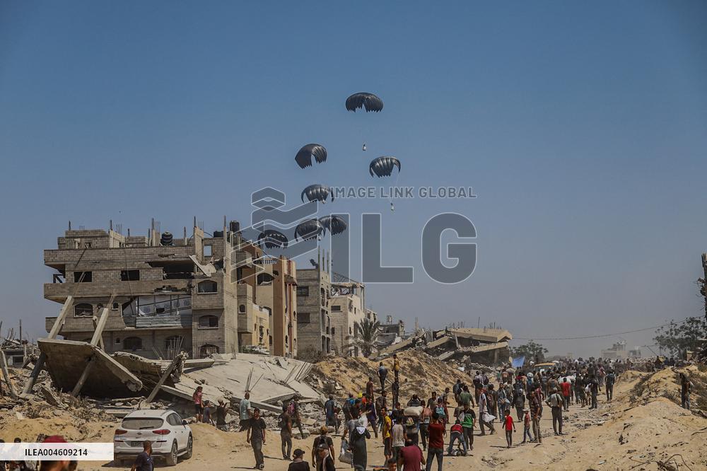 Humanitarian Aid Relief with Beginning of Airdrop Operations - Gaza