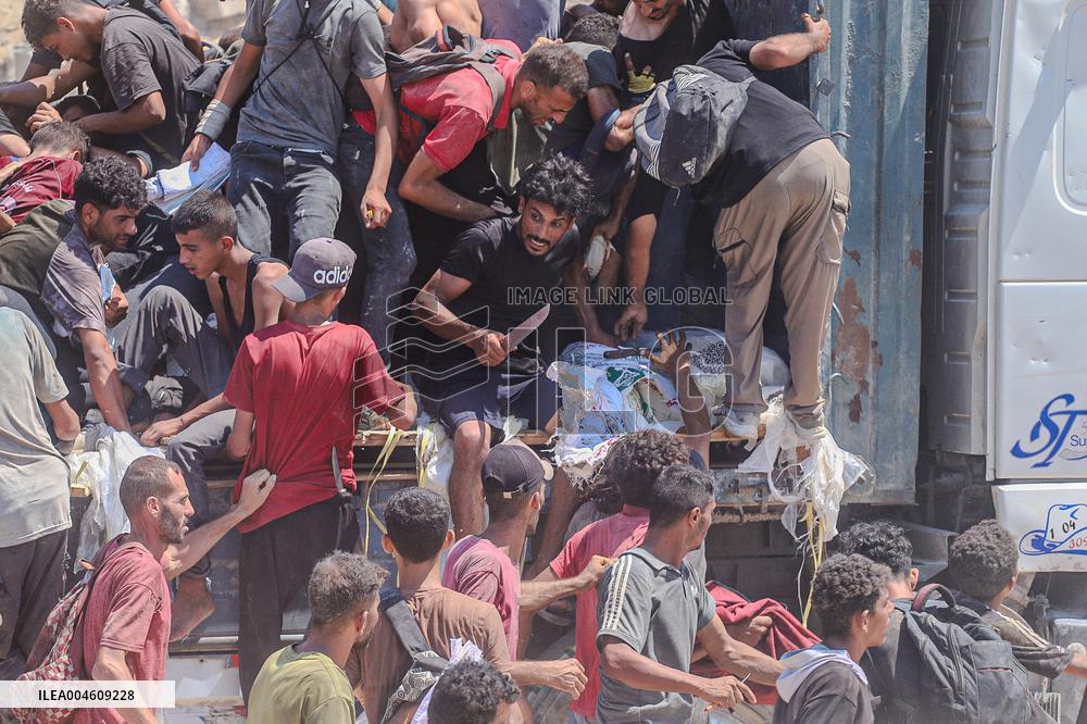 Humanitarian Aid Relief with Beginning of Airdrop Operations - Gaza