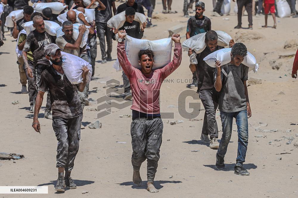 Humanitarian Aid Relief with Beginning of Airdrop Operations - Gaza