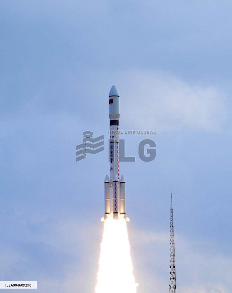 China successfully launched the new group of low Earth orbit satellites