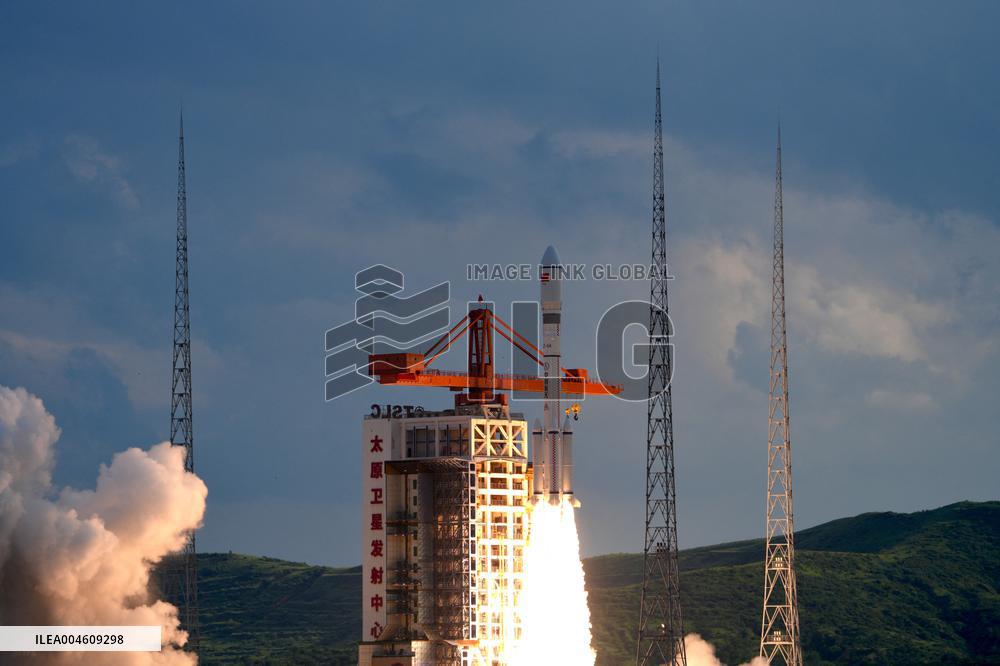 China successfully launched the new group of low Earth orbit satellites