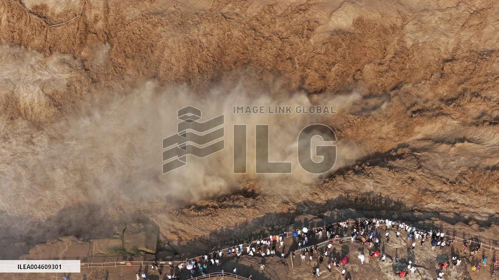 Hukou Waterfall on the Yellow River - Jixian