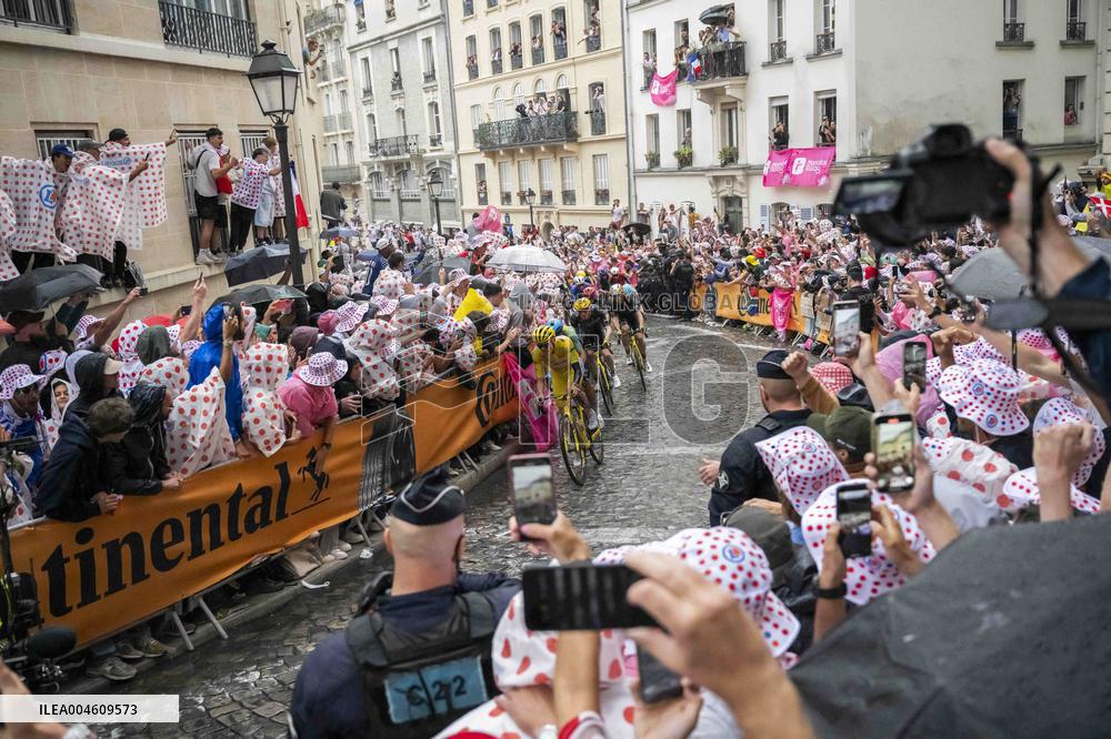 Paris' Montmartre distric - last stage of the Tour de France