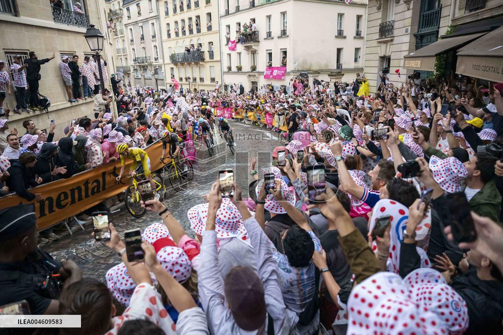 Paris' Montmartre distric - last stage of the Tour de France