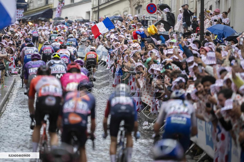 Paris' Montmartre distric - last stage of the Tour de France