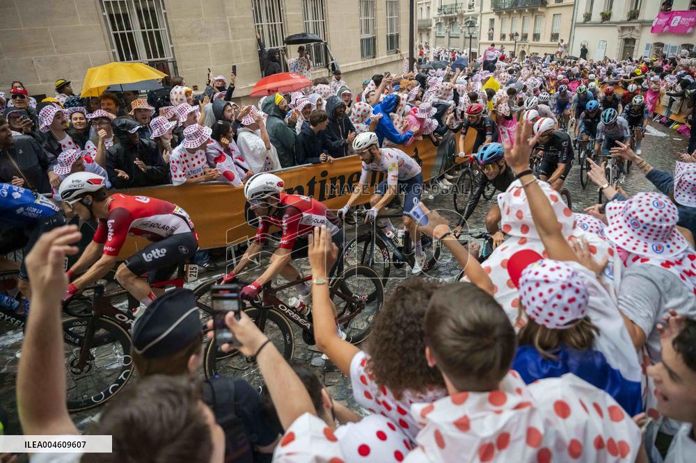 Paris' Montmartre distric - last stage of the Tour de France