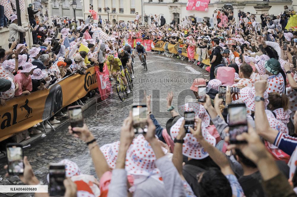 Paris' Montmartre district - last stage of the Tour de France