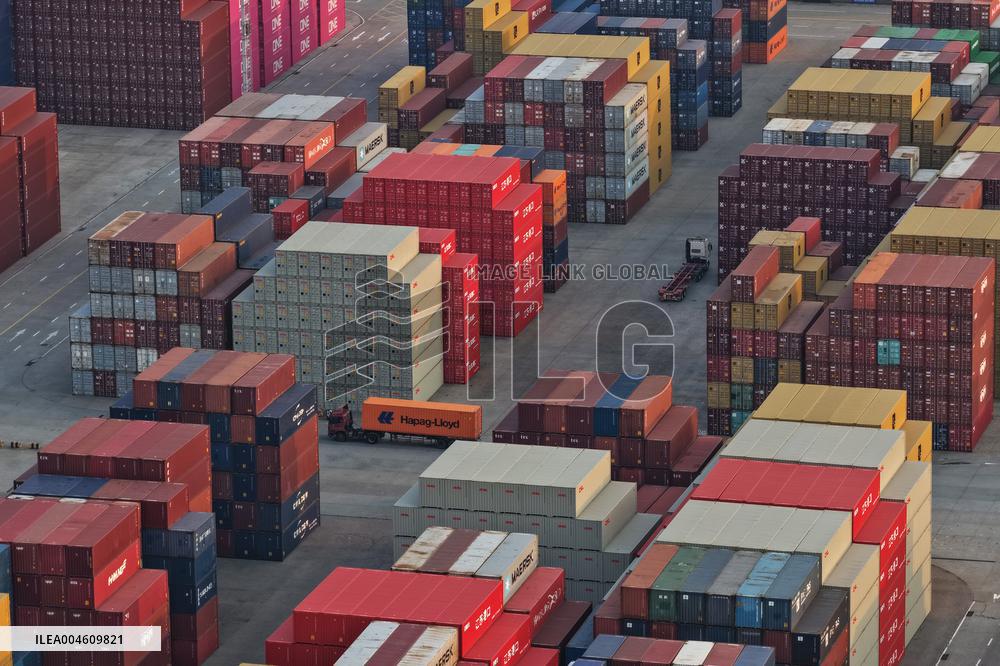 Ports Container Throughput in China Increases in H1 2025
