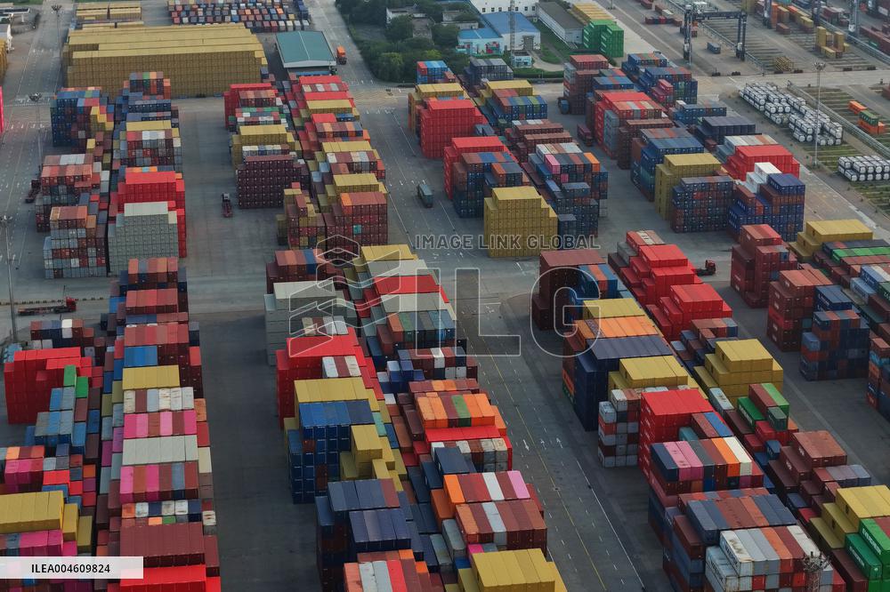 Ports Container Throughput in China Increases in H1 2025