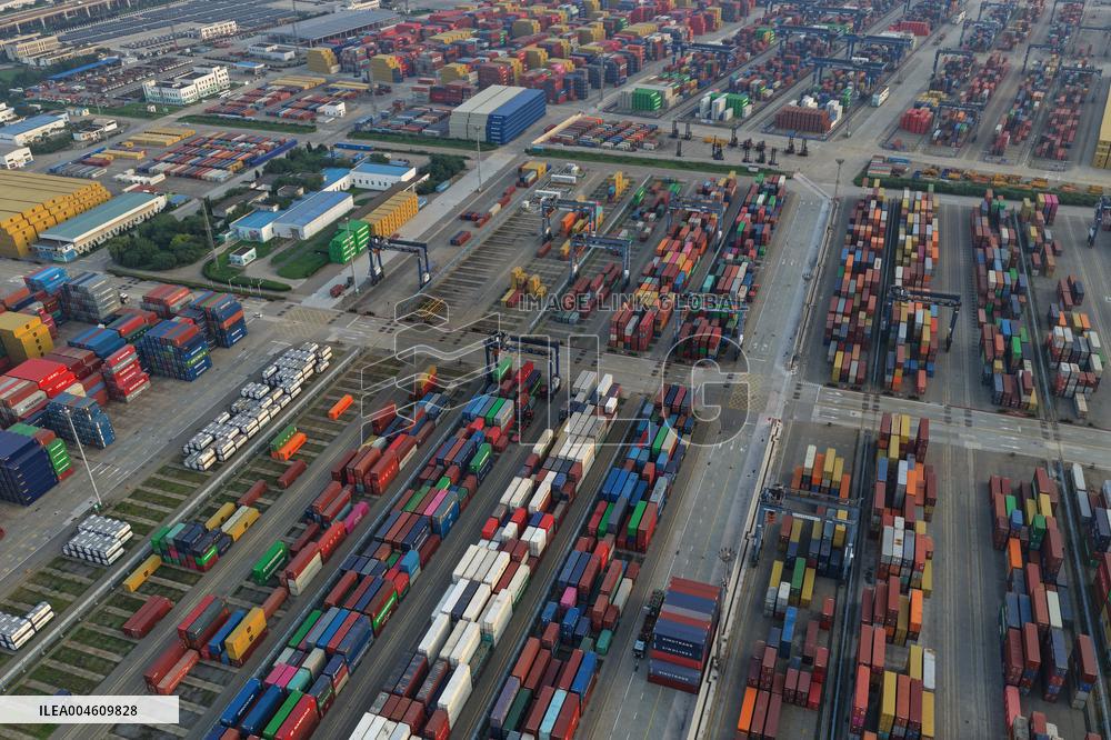 Ports Container Throughput in China Increases in H1 2025
