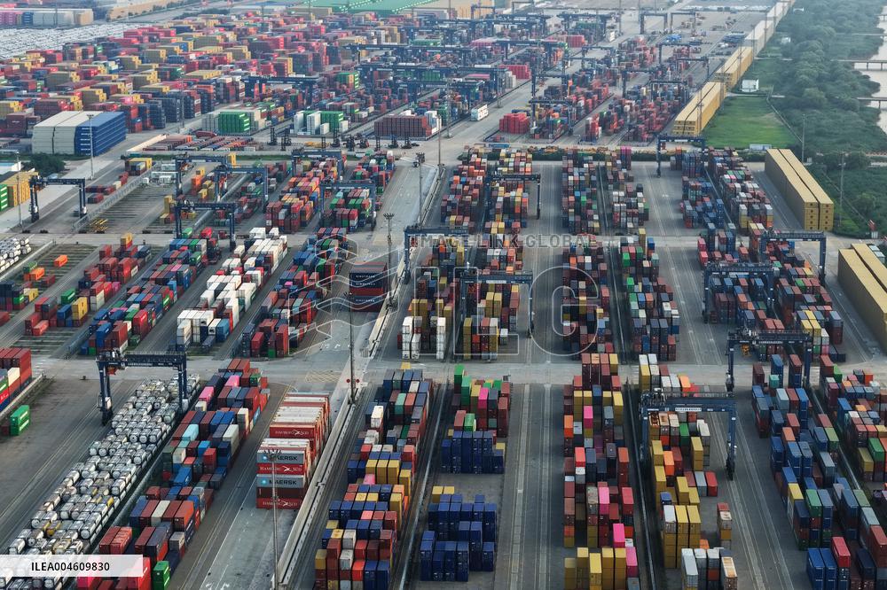 Ports Container Throughput in China Increases in H1 2025