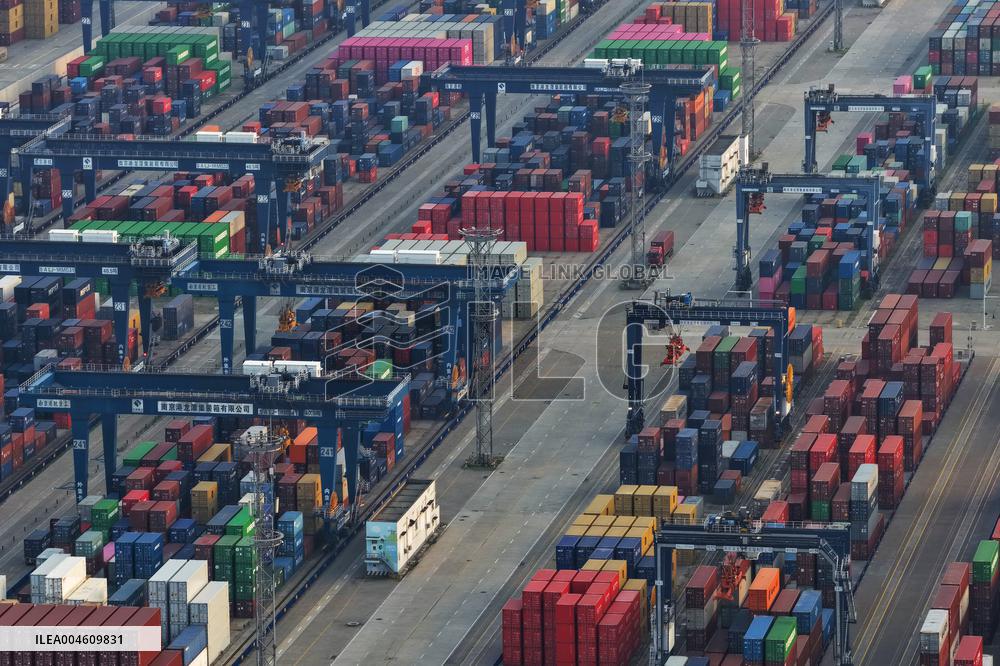 Ports Container Throughput in China Increases in H1 2025