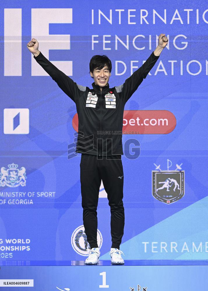 Fencing: World championships