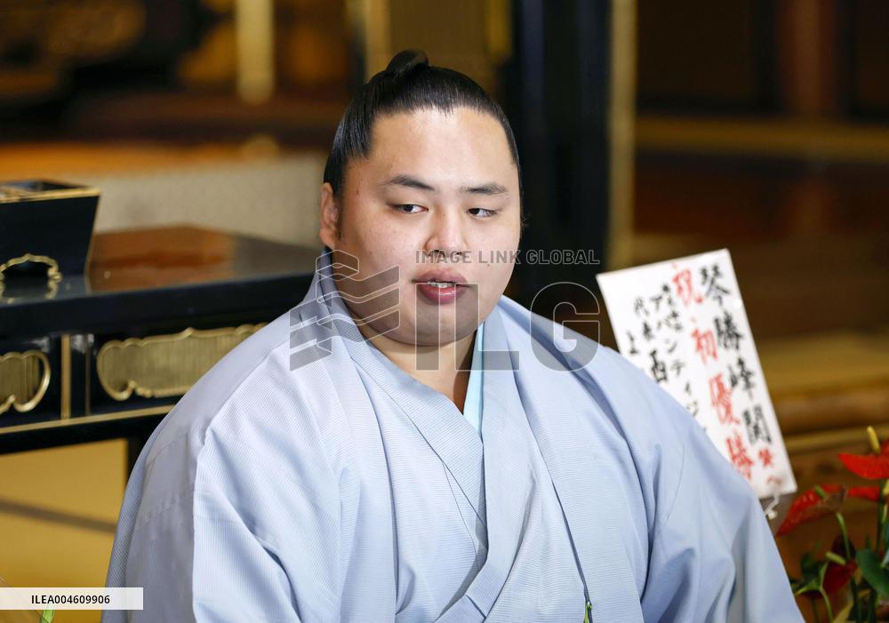 Sumo: Maegashira Kotoshoho