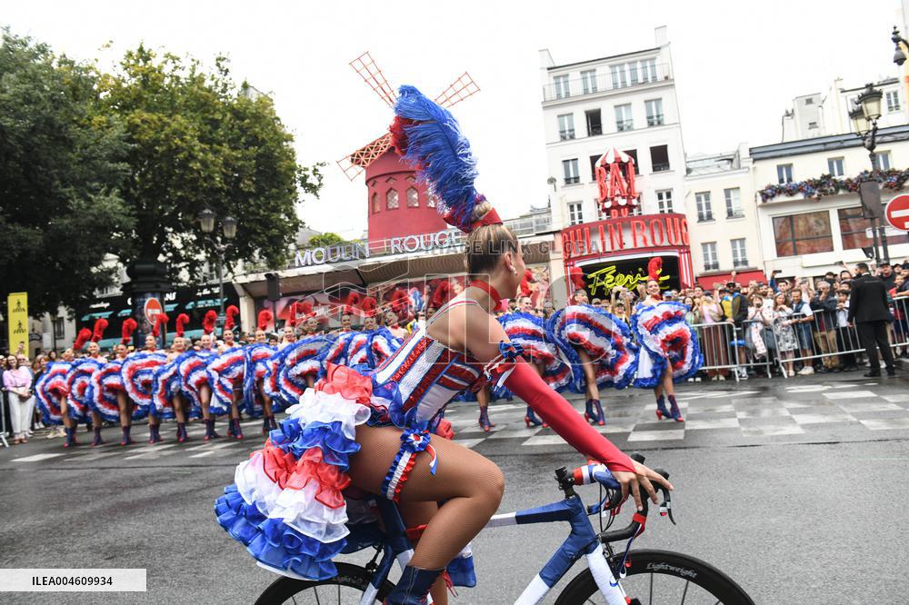 Tour de France 2025 - Moulin Rouge Celebration