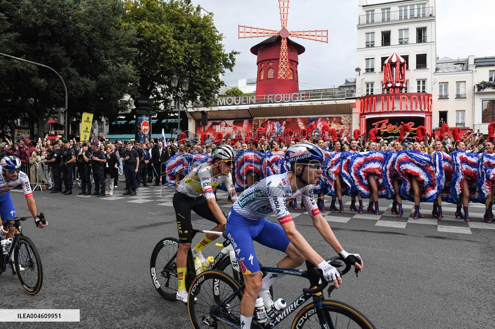 Tour de France 2025 - Moulin Rouge Celebration