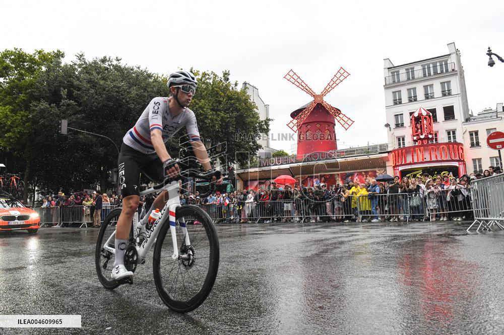 Tour de France 2025 - Moulin Rouge Celebration