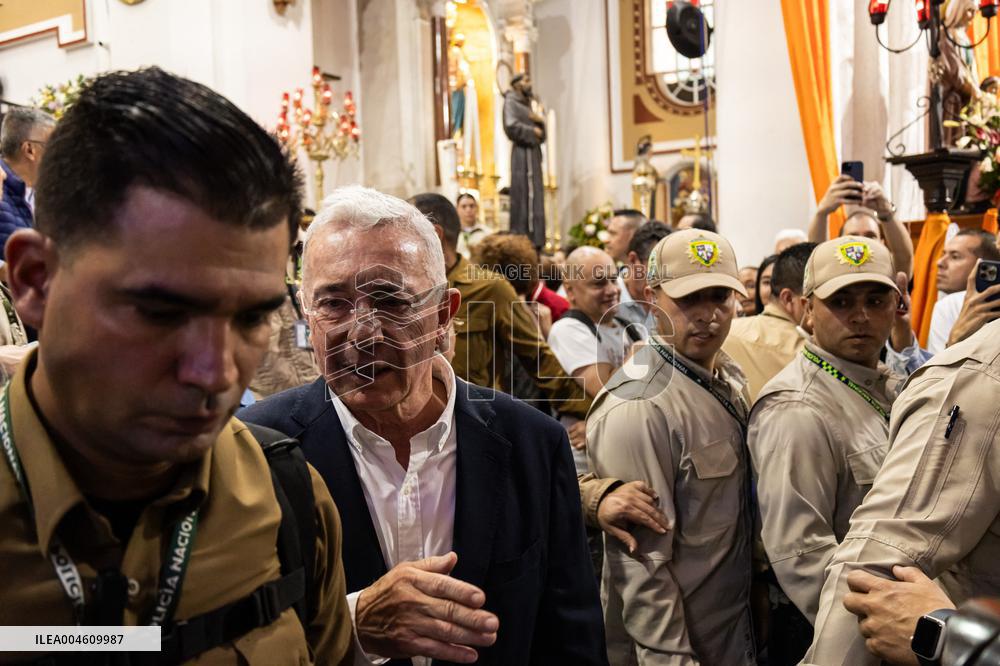 Former Colombian President Uribe Attends Mass the Day Before Trial