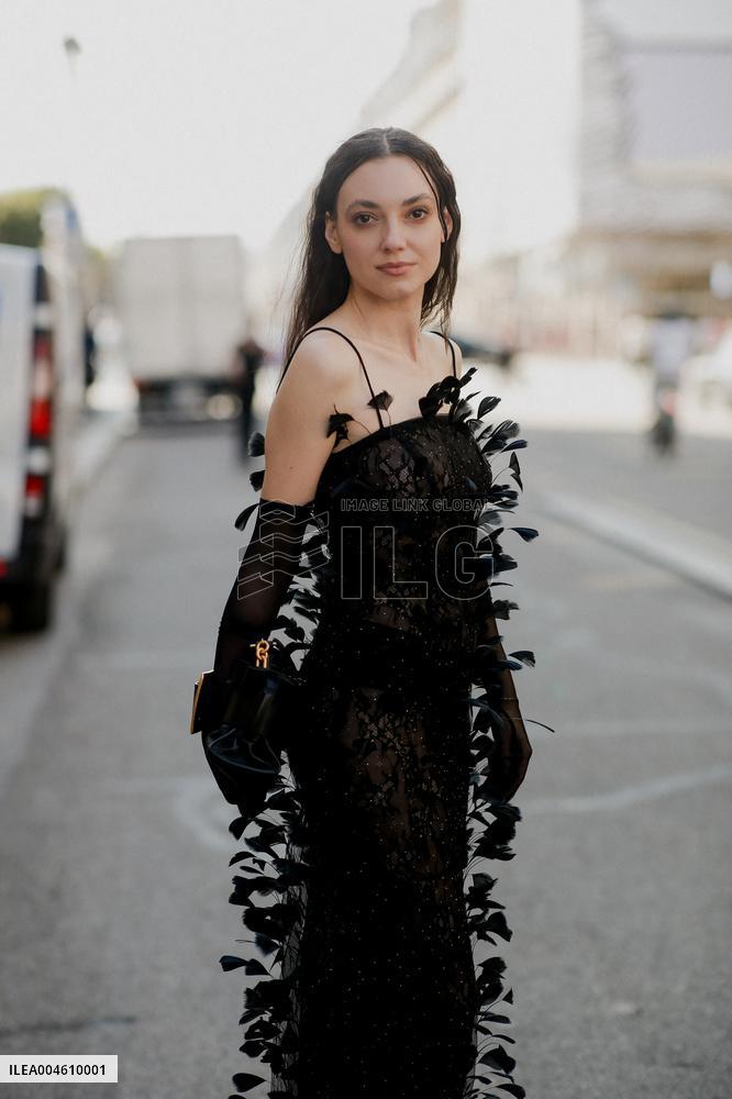 PFW - Zuhair Murad Street Style