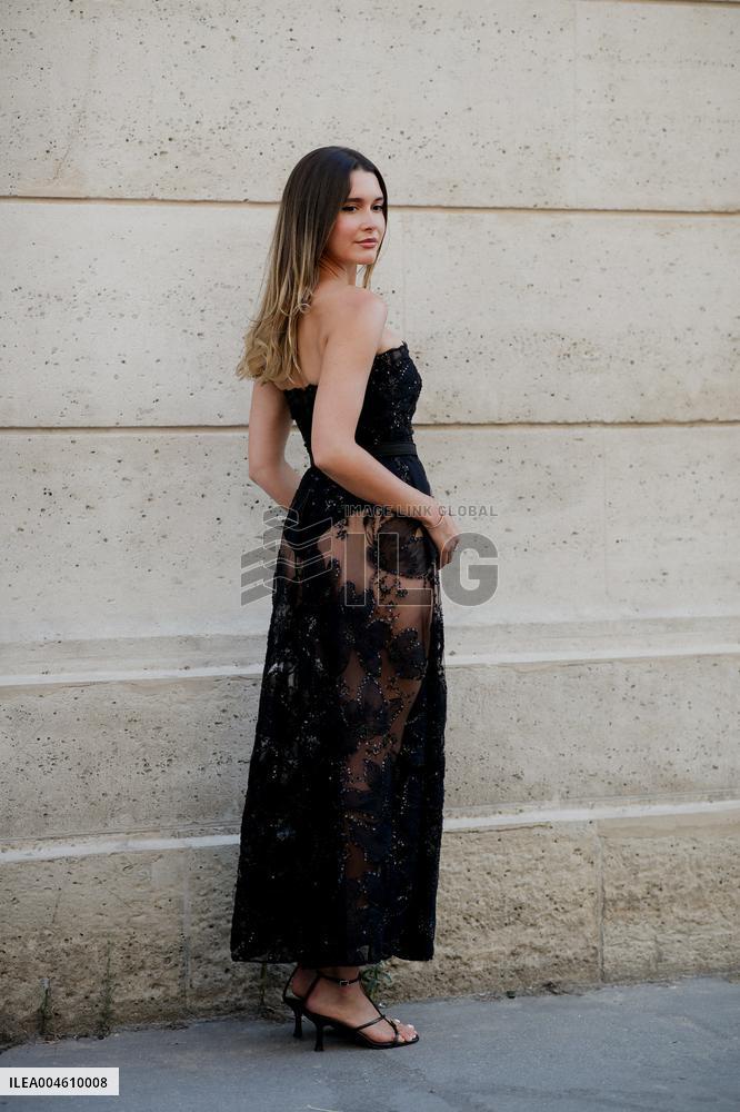 PFW - Zuhair Murad Street Style