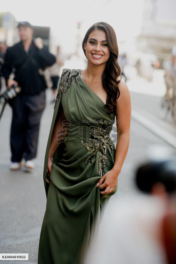 PFW - Zuhair Murad Street Style