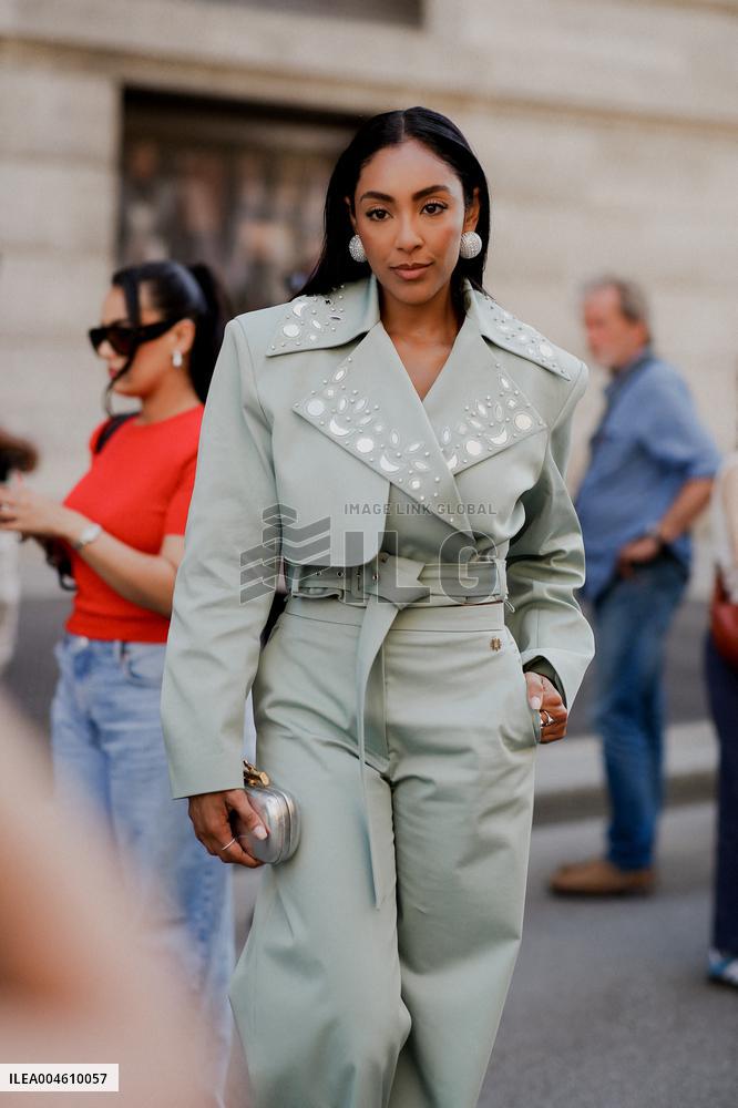 PFW - Zuhair Murad Street Style