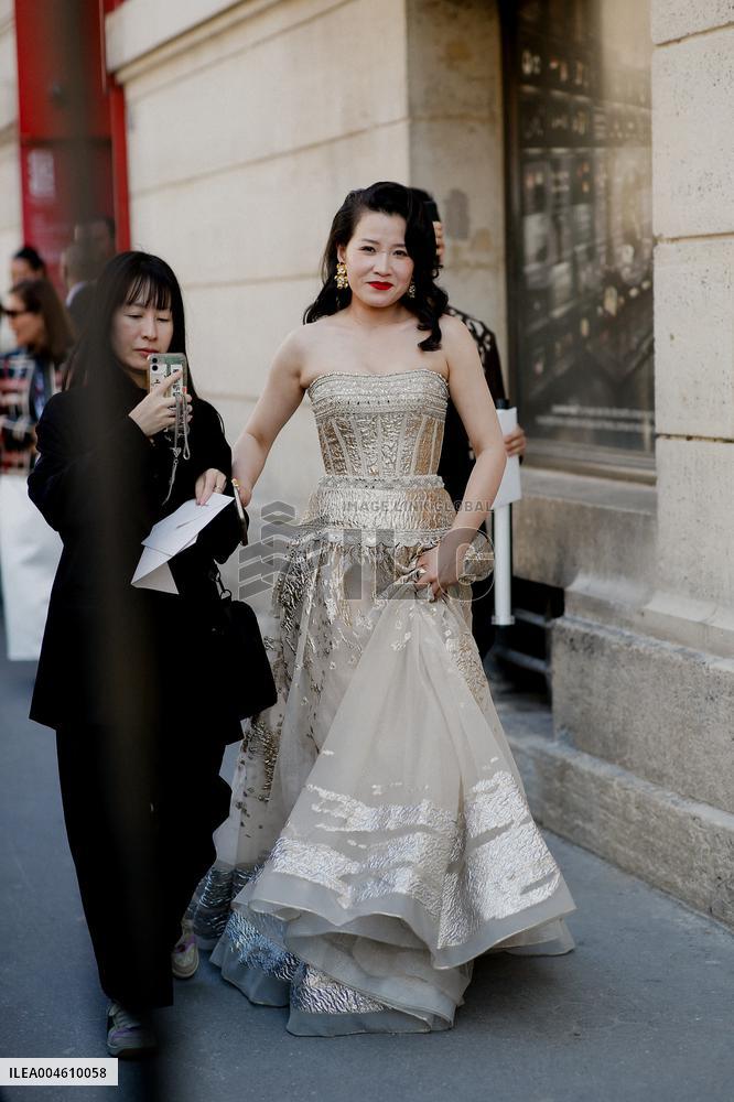 PFW - Zuhair Murad Street Style