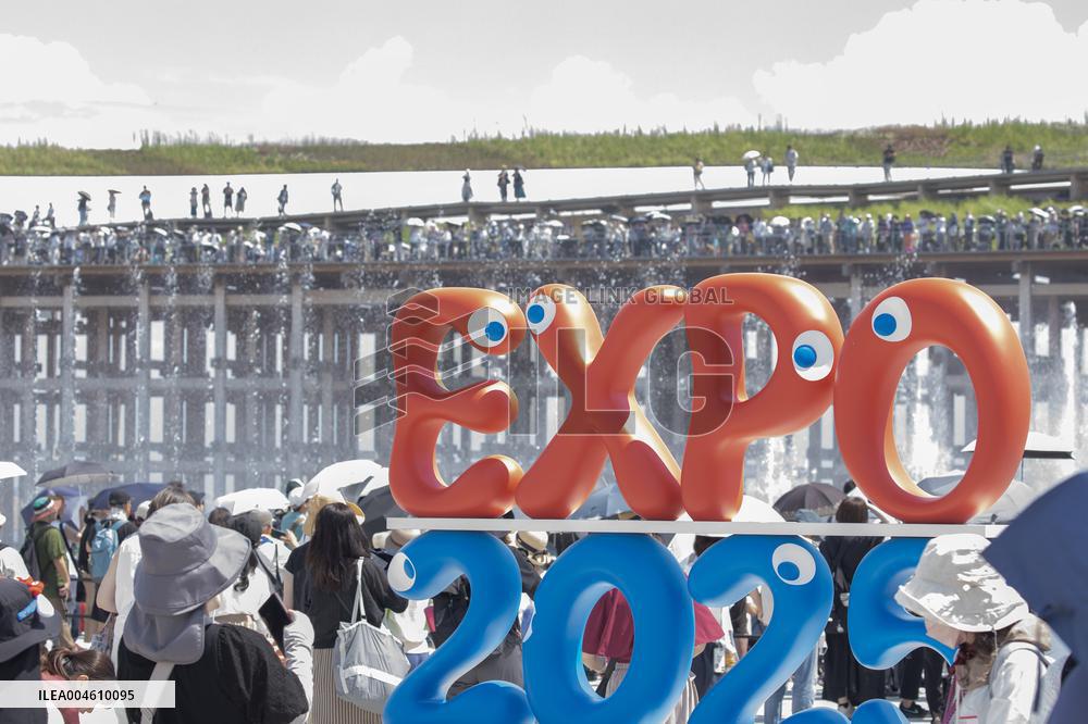 The bustle inside the Osaka-Kansai Expo venue