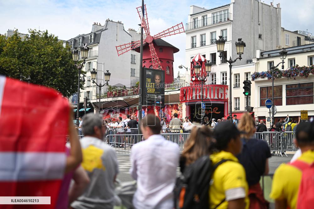 Tour de France 2025 - Moulin Rouge Celebration