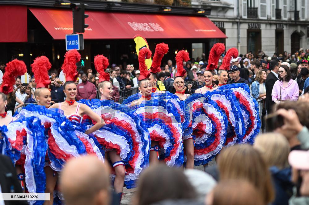 Tour de France 2025 - Moulin Rouge Celebration