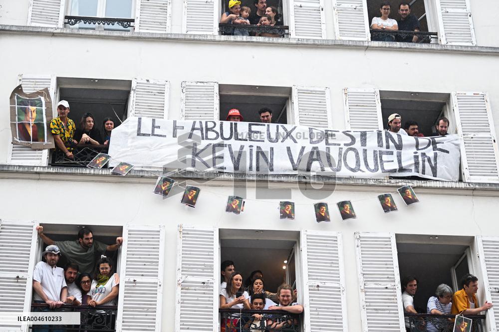 Tour de France 2025 - Moulin Rouge Celebration