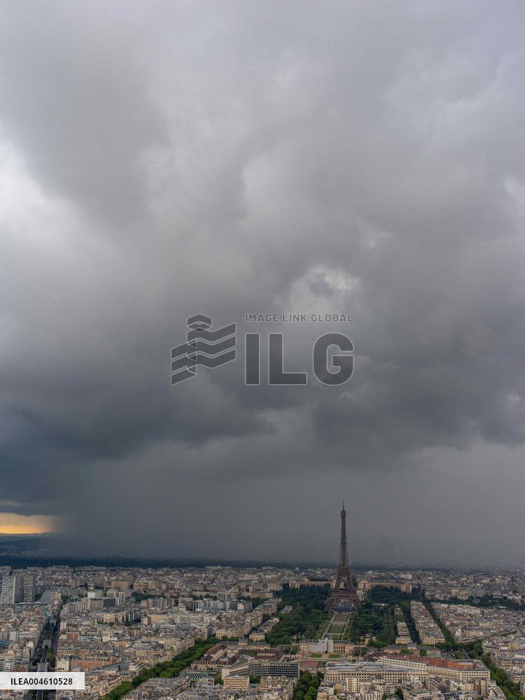 Stormy Weather in Summer  - Paris