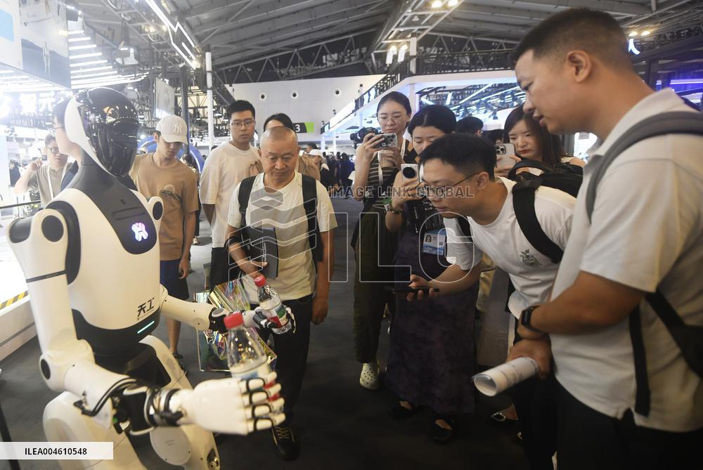 Robot Performance at 2025 WAIC in Shanghai