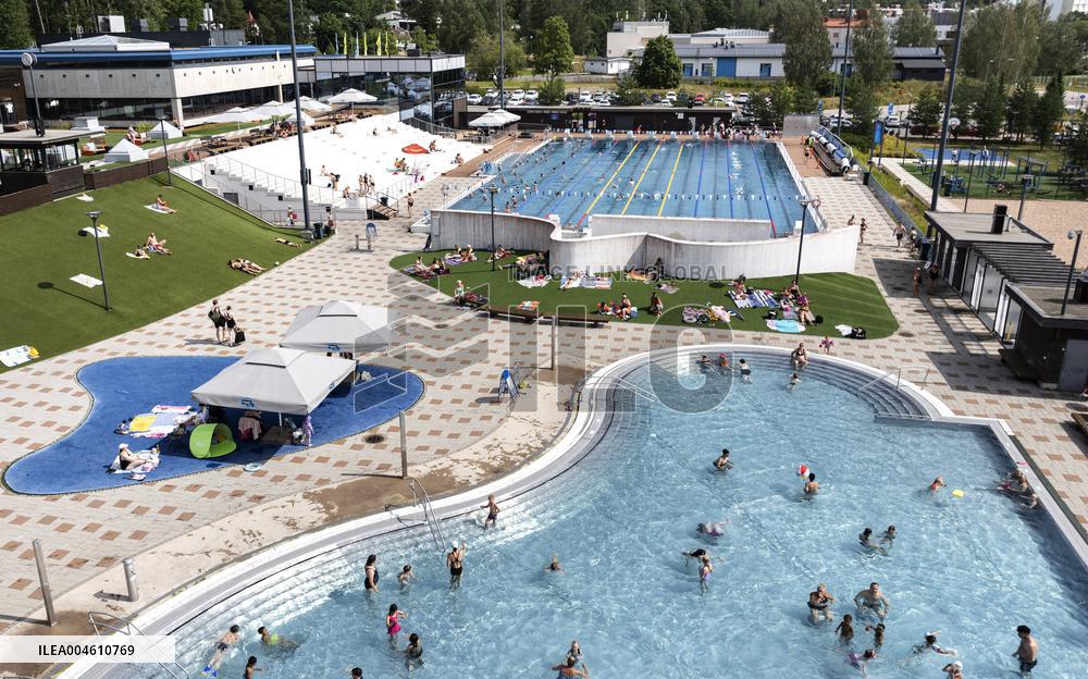 Leppävaara outdoor swimming pool