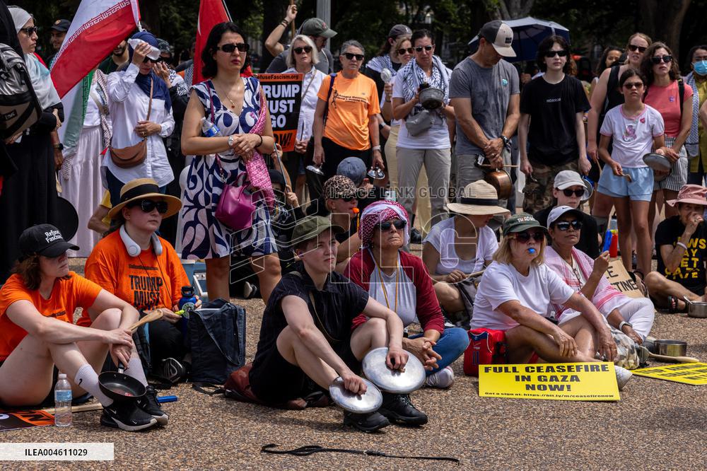 Rally To End The Blockade Of The Gaza - DC