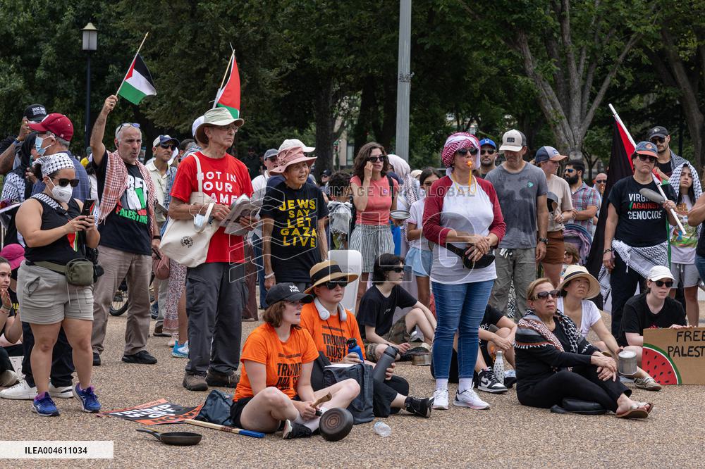 Rally To End The Blockade Of The Gaza - DC