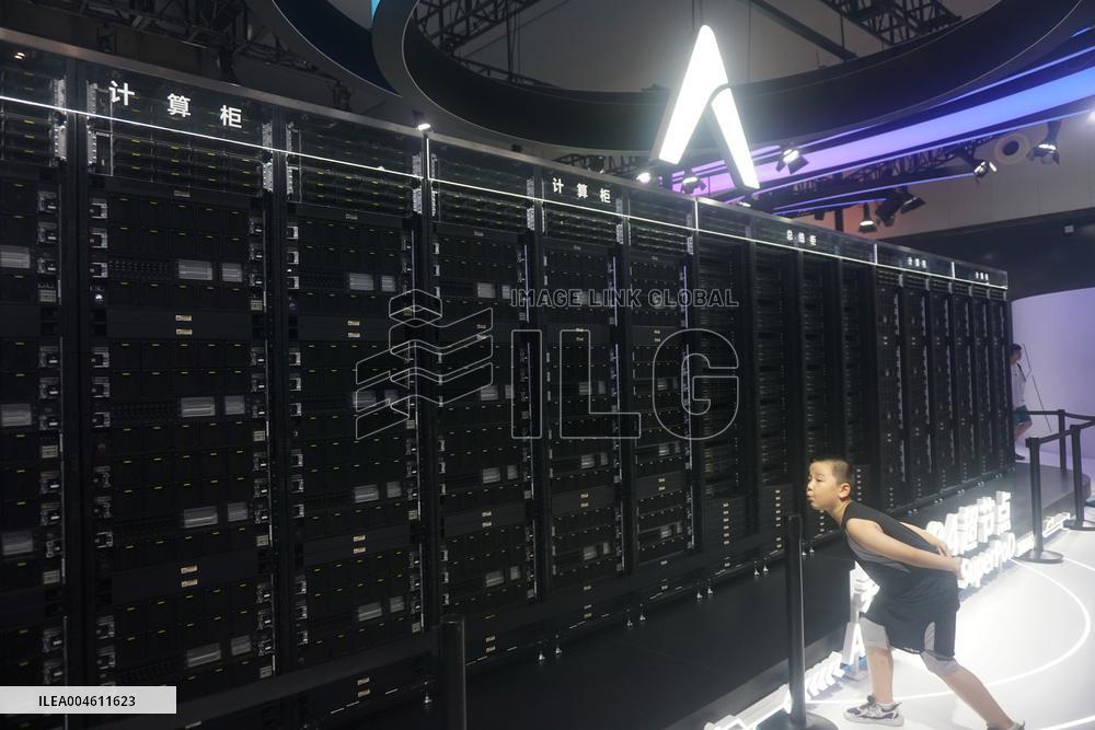 Huawei Ascend CloudMatrix 384