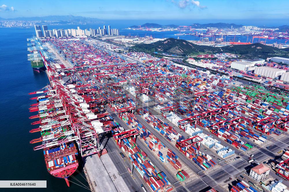 Qingdao Port Container Trade